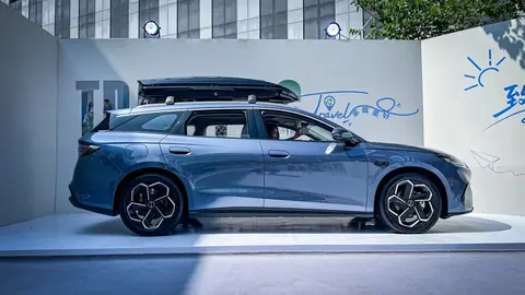 玩转地球！比亚迪推出全球第一款超混旅行车，让瓦罐豹力无边