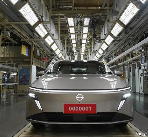 东风日产N6/天籁·鸿蒙座舱正式下线 将于第四季度上市