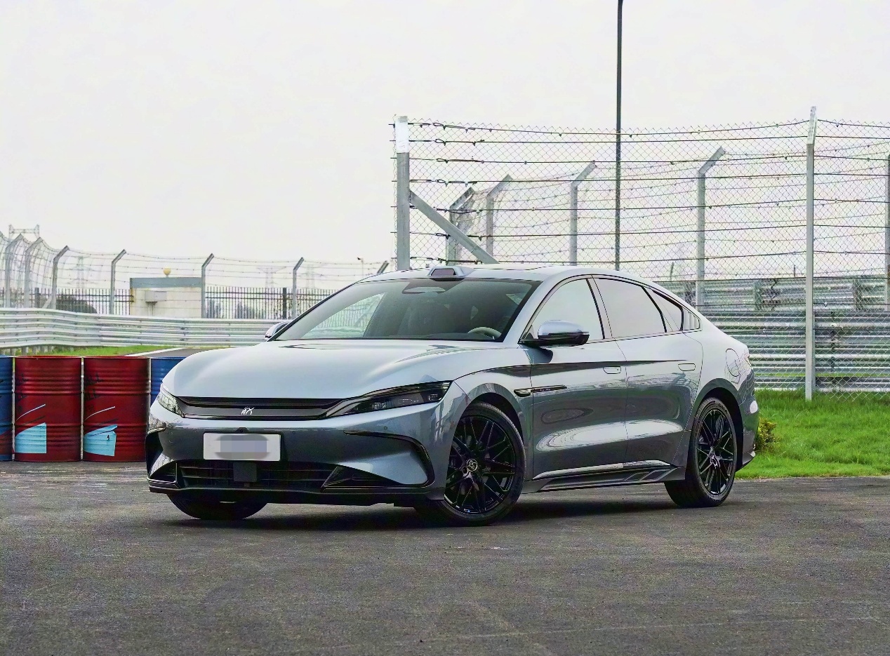 比亚迪汉长续航版上市 置换价15.98万元起