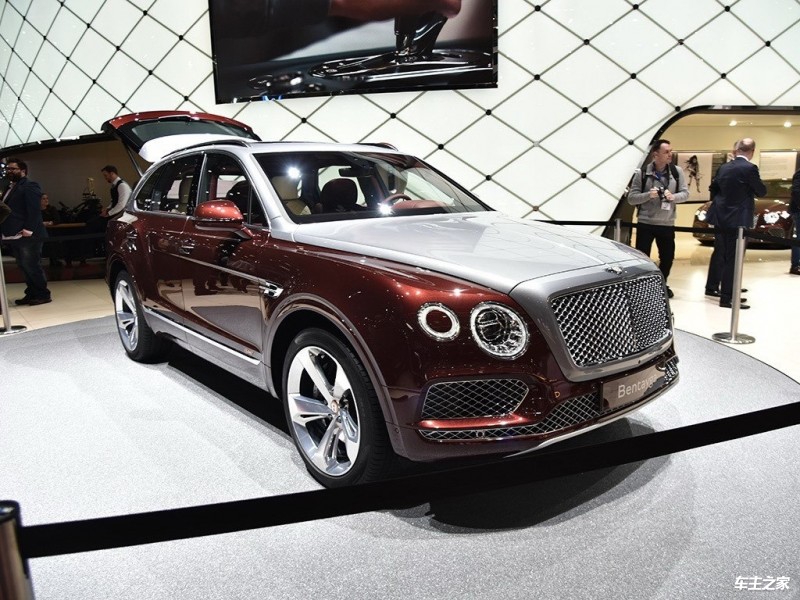 添越插电混动 全部在售 2024款 2023款 2021款 2019款成都添越插电混动最低263.00万起售 暂无优惠