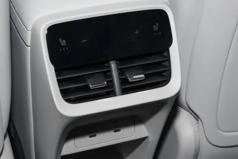 全新沃尔沃XC70为何能受到如此多的家庭用户青睐，强在哪里？